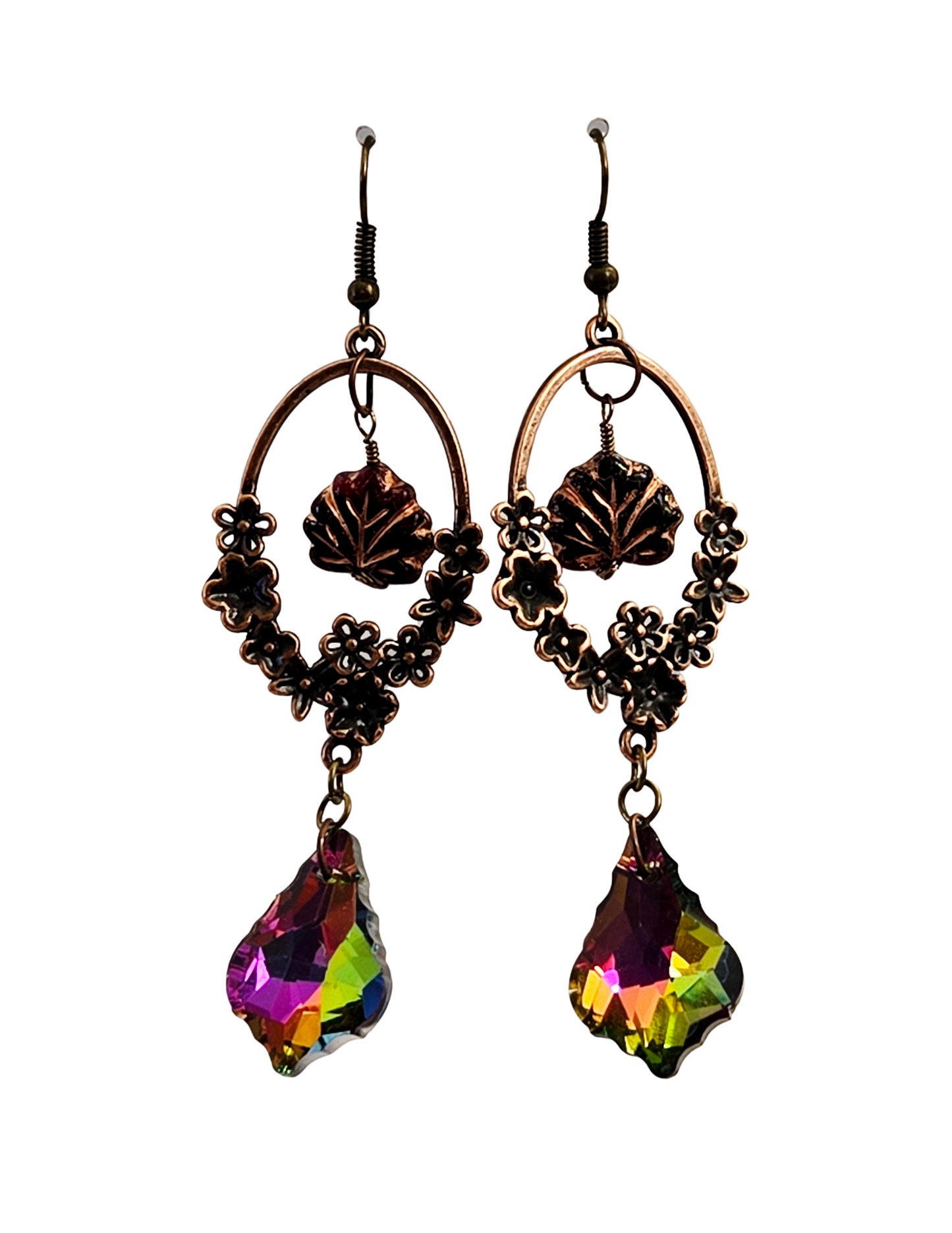 Pendientes colgantes de cobre con hojas florales y cristales