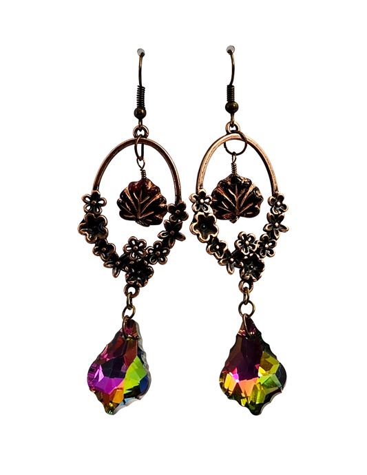 Pendientes colgantes de cobre con hojas florales y cristales